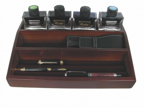 Podstawka DUKE WOODEN INK&PEN TRAY. na akcesoria