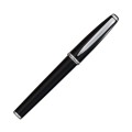 Czarne pióro wieczne Monteverde Aldo Domani Black CT w wersji zamkniętej, prezentujące lśniący lakier i chromowany klips.