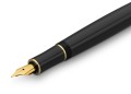 Czarne pióro wieczne Kaweco DIA2 Gold z polerowanego akrylu ze złotym klipem i zakręcaną skuwką w metalowym pudełku.