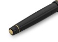 Czarne pióro wieczne Kaweco DIA2 Gold z polerowanego akrylu ze złotym klipem i zakręcaną skuwką w metalowym pudełku.