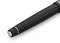 Czarne pióro wieczne Kaweco DIA2 Chrome z chromowanym klipem i charakterystycznym moletowaniem na zakrętce w metalowym etui.