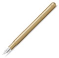 Pióro wieczne Kaweco Supra Brass z mosiądzu, konstrukcja modułowa z odkręcanym łącznikiem i dużą stalówką, styl industrialny