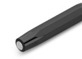 Czarno-srebrne pióro wieczne Kaweco Skyline Black z zakręcaną skuwką i charakterystycznym ośmiokątnym korpusem.