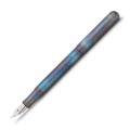Ręcznie opalane pióro wieczne Kaweco Liliput Fireblue wykonane ze stali nierdzewnej o niebiesko-fioletowych odcieniach.