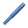 Zamknięte pióro kulkowe Kaweco AL Sport Stonewashed Blue, ukazujące kompaktowe wymiary i charakterystyczną ośmiokątną skuwkę z przetarciami.