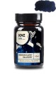 Szklana butelka 60 ml atramentu KWZ Ink niebiesko-czarnego galusowego z klasyczną etykietą i próbką koloru.