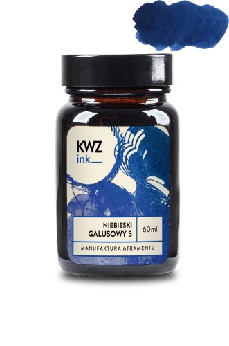 Szklany flakon 60 ml atramentu KWZ Ink niebieskiego galusowego nr 5 z niebieską etykietą i próbką koloru.