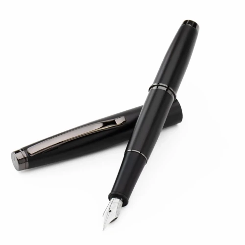 Prezentacja czarnego modelu Dakota Black Sky w wersji zamkniętej oraz rozłożonej, ukazująca transformację w pełnowymiarowy instrument.