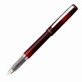 Pióro PLATUNUM PREFOUNTE Crimson Red z widoczną stalówką.
