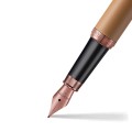 Pióro wieczne SHEAFFER VFM Coffee Edition zbliżenie na brązową stalówkę.