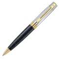 Elegancki długopis Sheaffer 300 Engraved Black GT z grawerowanym czarnym korpusem i złotymi wykończeniami.