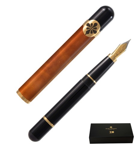 Pióro wieczne DIPLOMAT XO Camel Leather  z widokiem stalówki