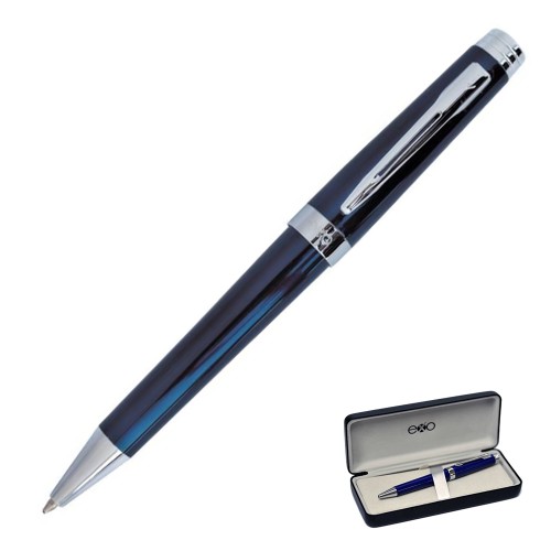 Niebieski długopis EXO Sagitta ze srebrnymi wykończeniami ułożony w eleganckim, czarnym etui Premium.