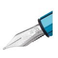 Pióro wieczne Faber-Castell Ambition Blue Wood zbliżenie na stalówkę.