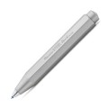 Stalowy długopis Kaweco Steel Sport z ośmiokątnym korpusem na jasnym tle.