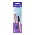 Pióro wieczne Pelikan Twist Girly Rose w fioletowym opakowaniu typu blister wraz z dwoma nabojami atramentu.