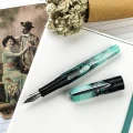 benu-edelweiss-pioro-wieczne-z-motywem-vintage-kwiaty