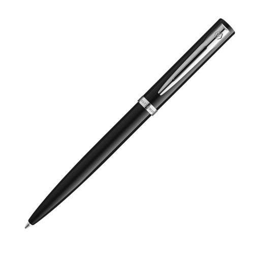 Długopis Waterman Impression Black CT w kolorze czarnym z chromowanym wykończeniem, widok na korpus i skuwkę.