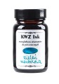 Szklana butelka atramentu KWZ Ink zieleń mentolowa 60 ml z zieloną etykietą i próbką jasnego, mentolowego koloru.